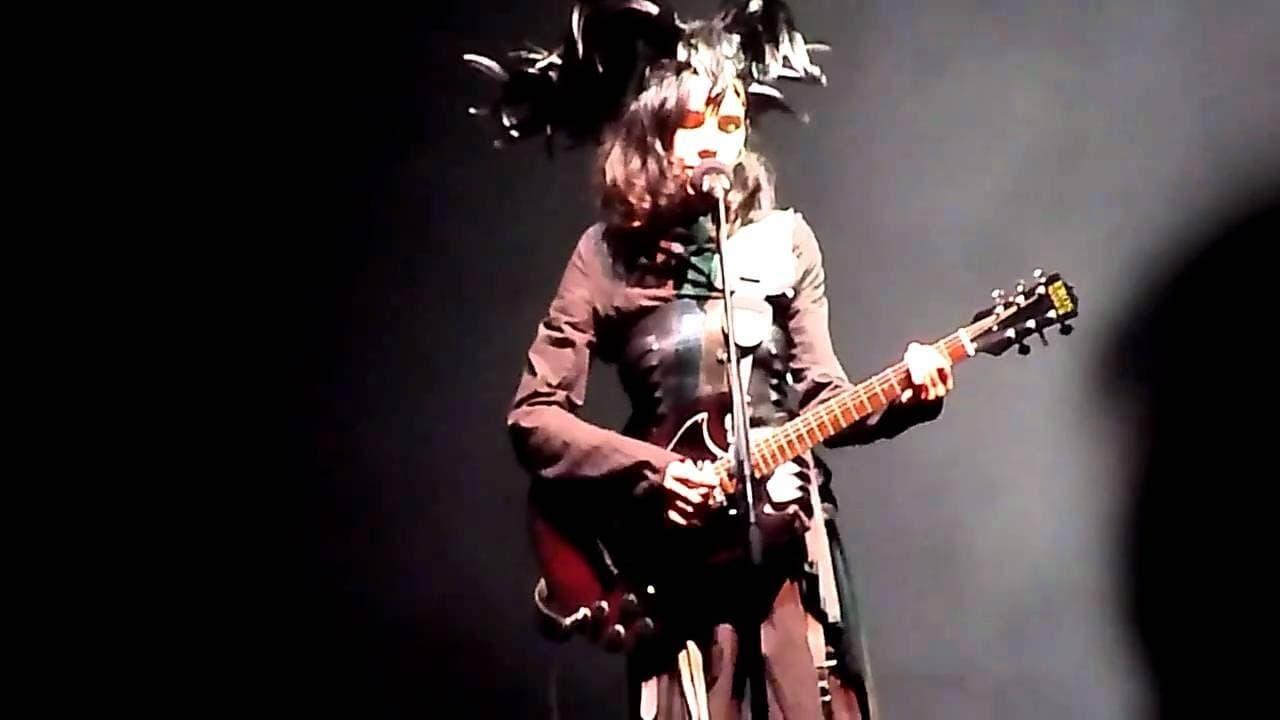 PJ Harvey in Concert - Paris 2011 backdrop