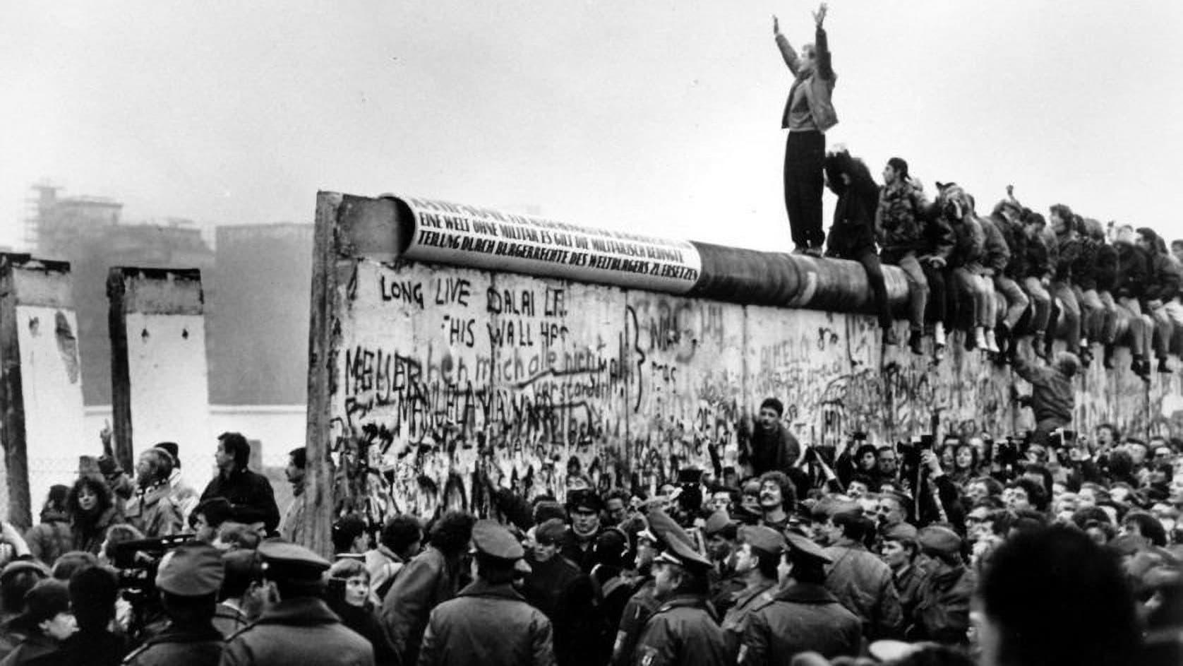 Palace of Ghosts: The Last Anniversary of the GDR backdrop