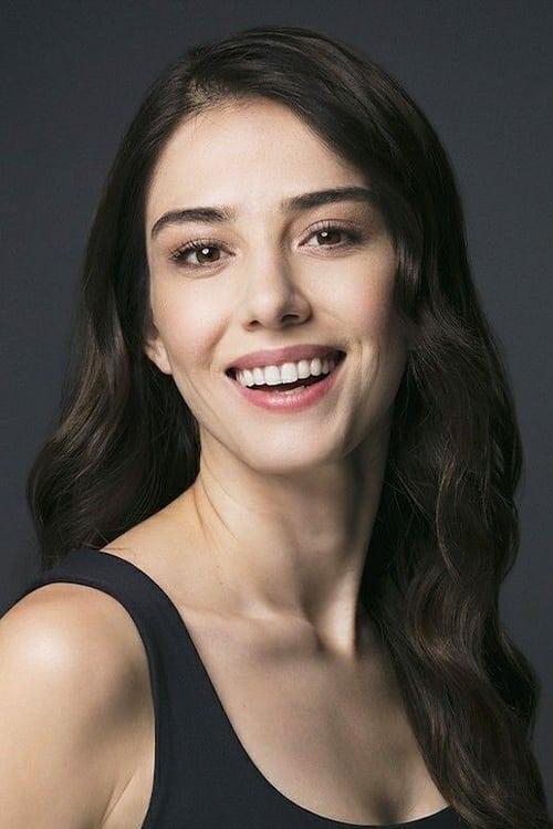 Özge Gürel poster