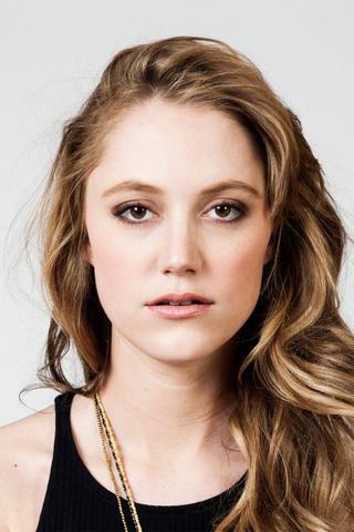 Maika Monroe pic