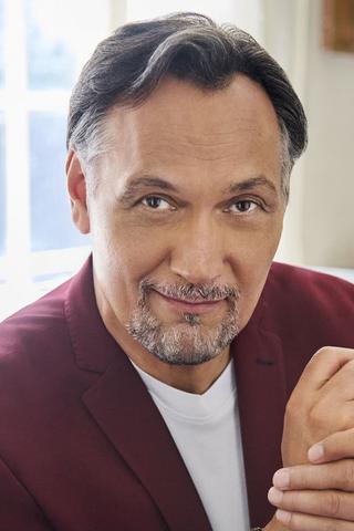 Jimmy Smits pic