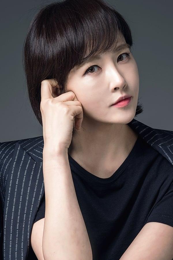 Kim Seon-a poster