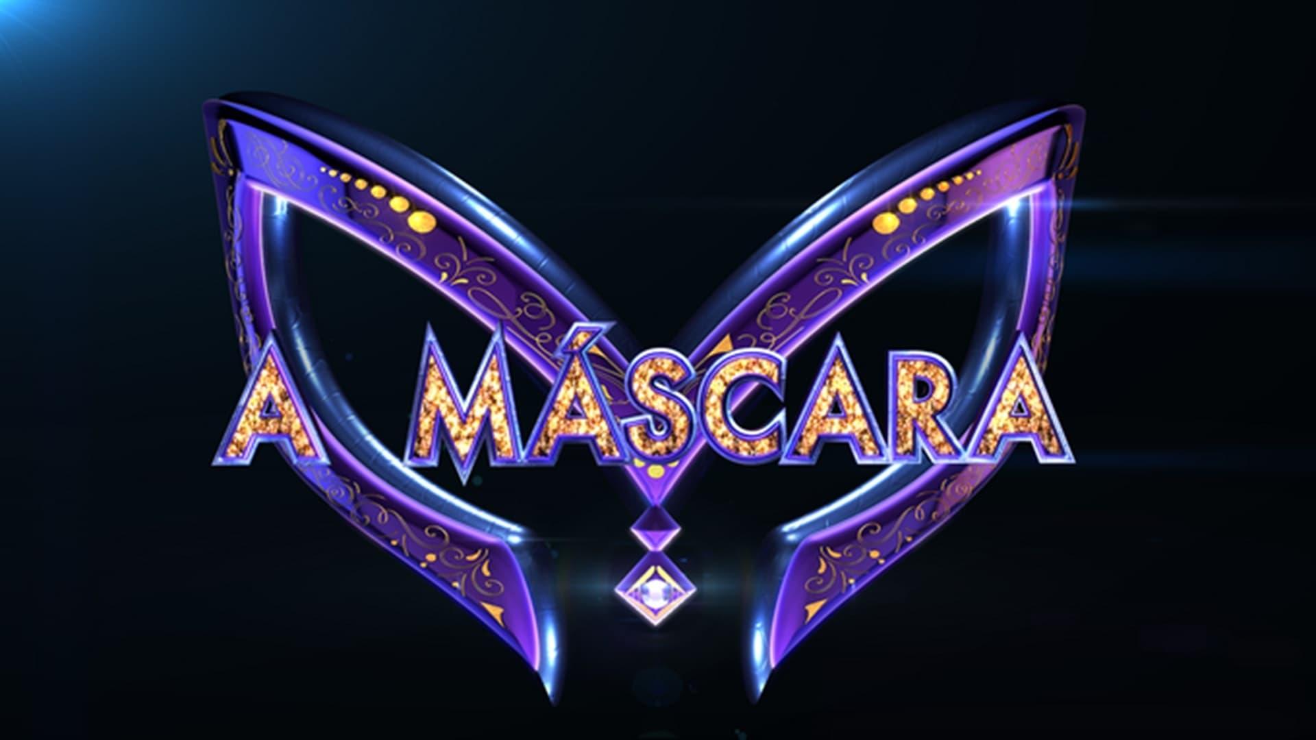 A Máscara backdrop