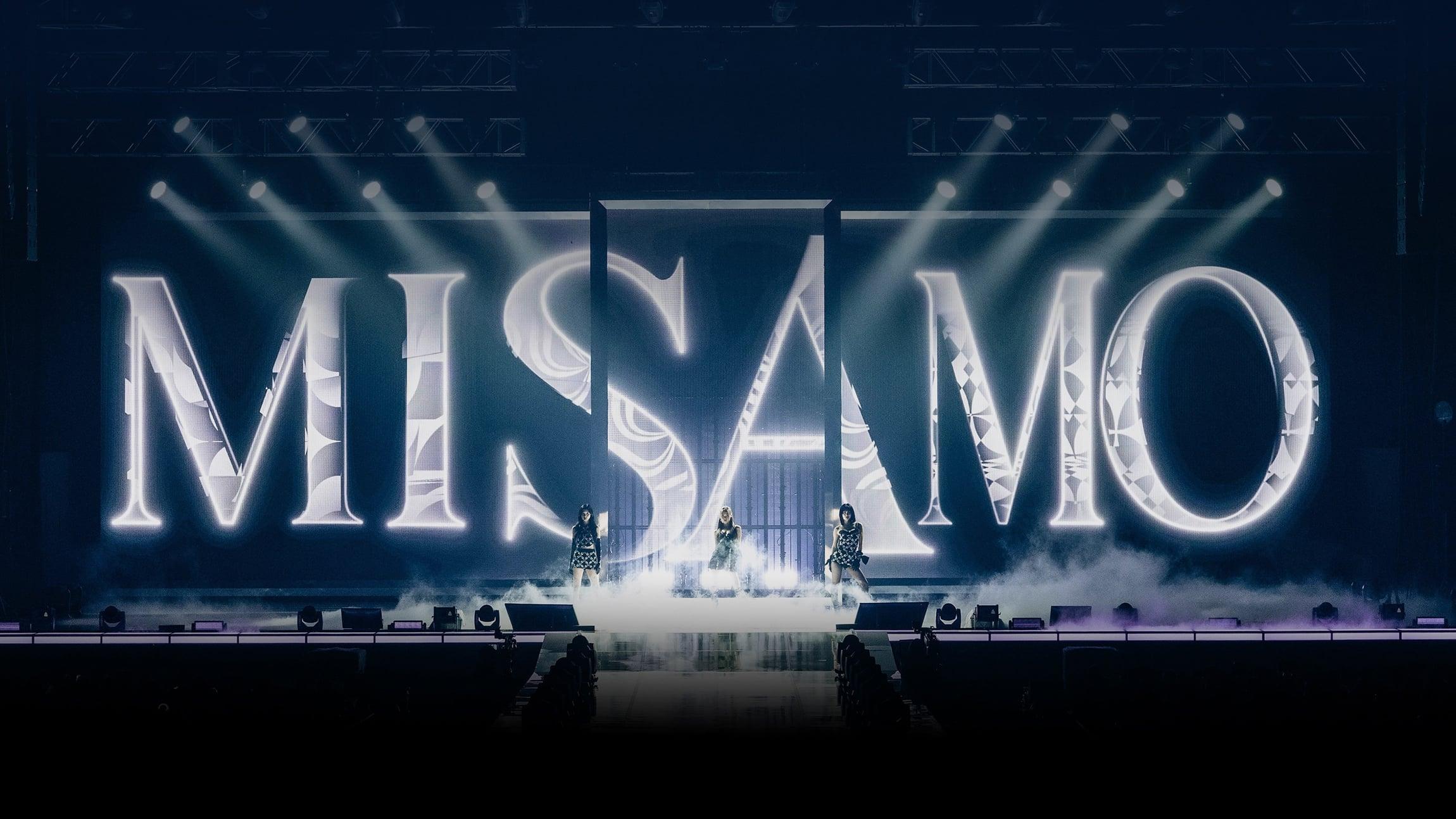 MISAMO JAPAN SHOWCASE "Masterpiece" backdrop