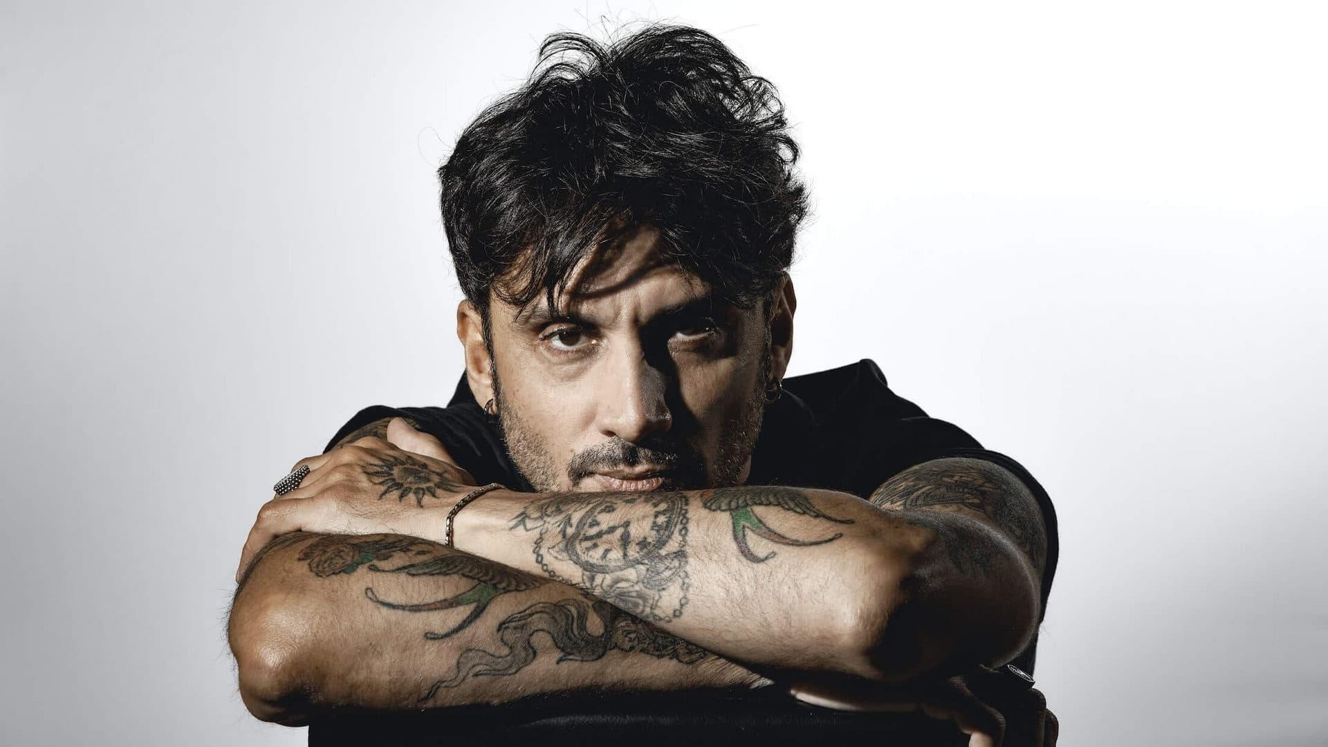 Fabrizio Moro - L'Inizio Studio Live backdrop