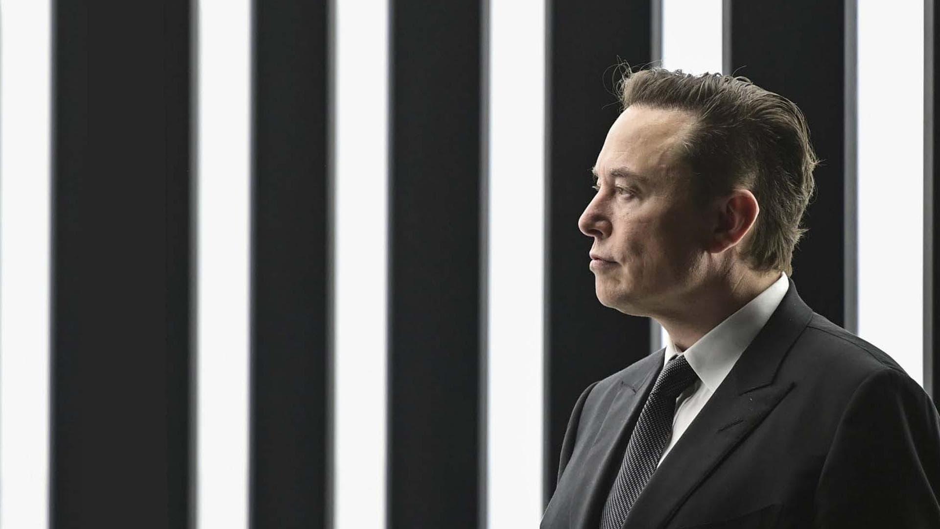 De Tesla à SpaceX, le monde selon Elon Musk backdrop