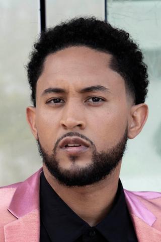 Tahj Mowry pic