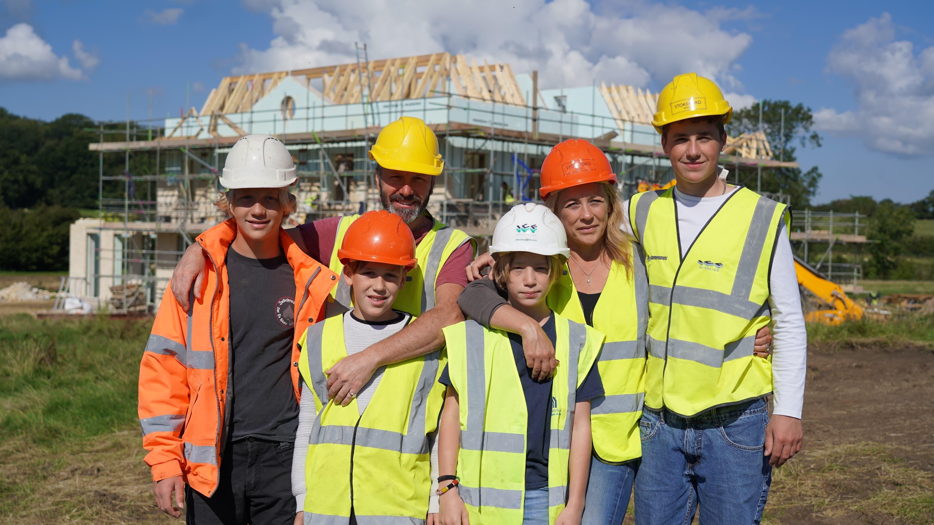 Sarah Beeny's New Life in the Country backdrop