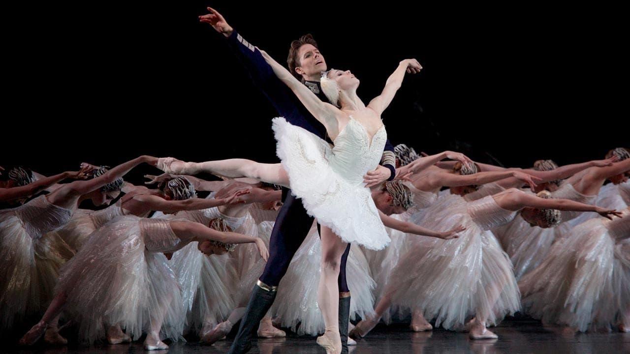 Tchaikovsky: Swan Lake (The Royal Ballet) backdrop