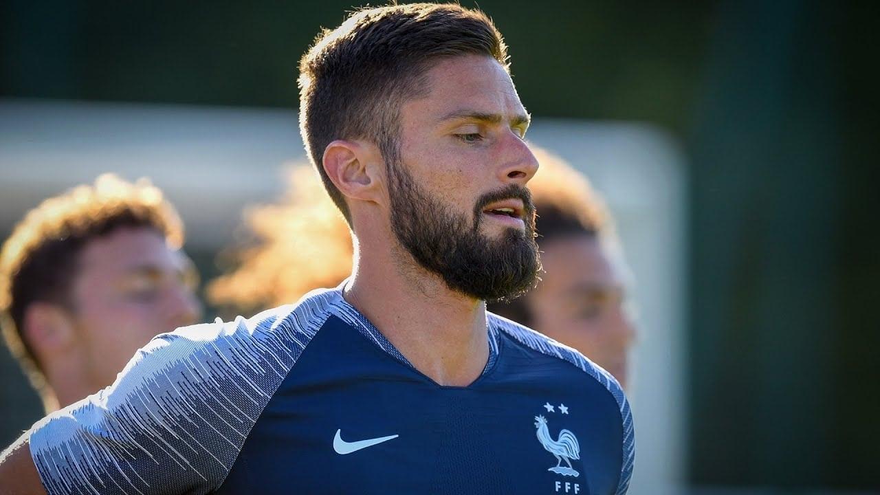 Olivier Giroud, le mal-aimé backdrop