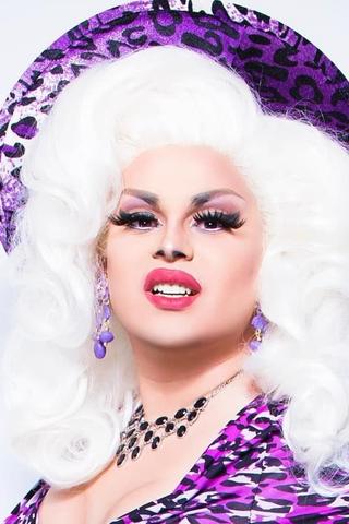 Jaymes Mansfield pic