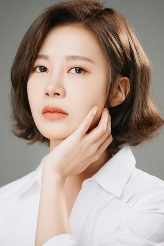 Choi Yoon-young pic