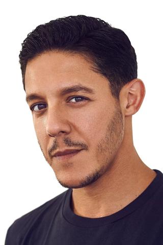 Theo Rossi pic