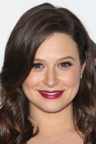 Katie Lowes pic