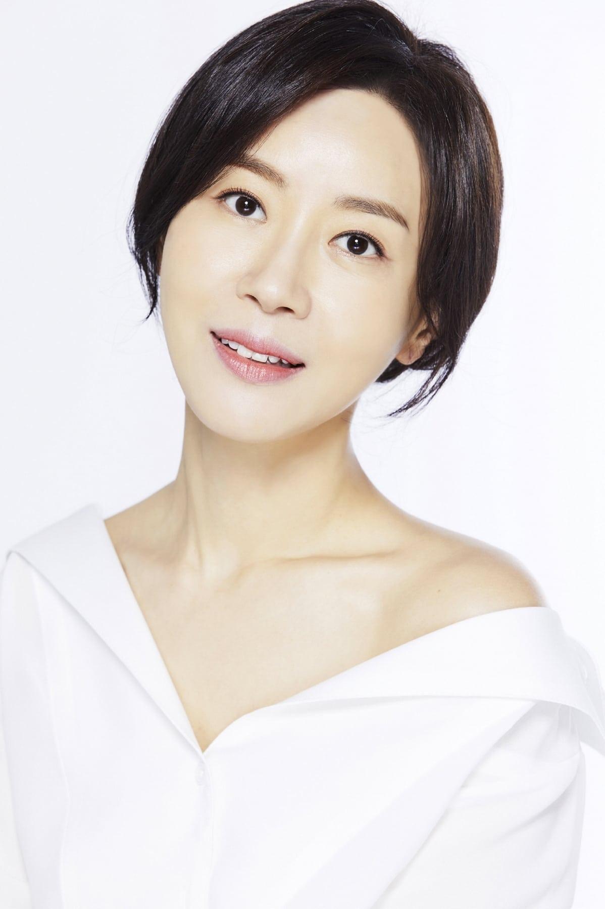 Kim Hee-jung poster