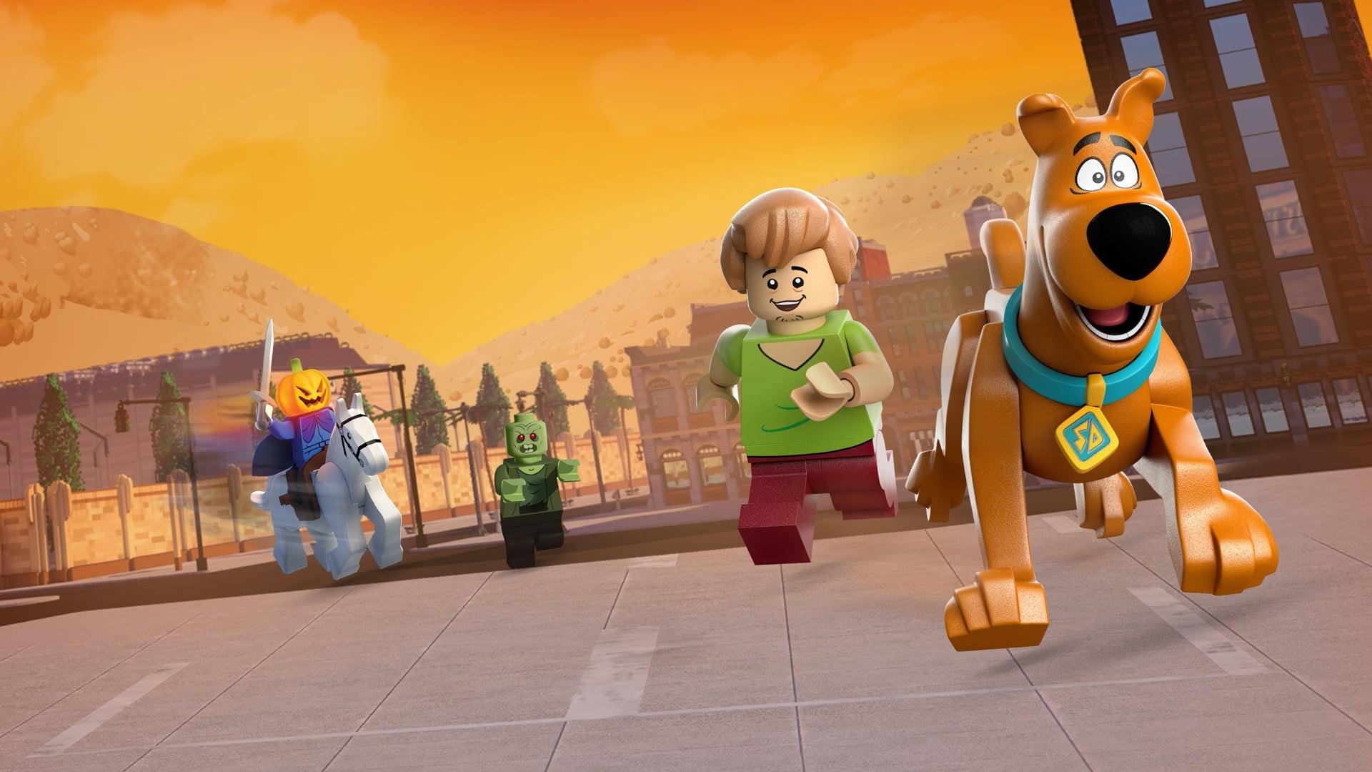 LEGO Scooby-Doo! Haunted Hollywood backdrop