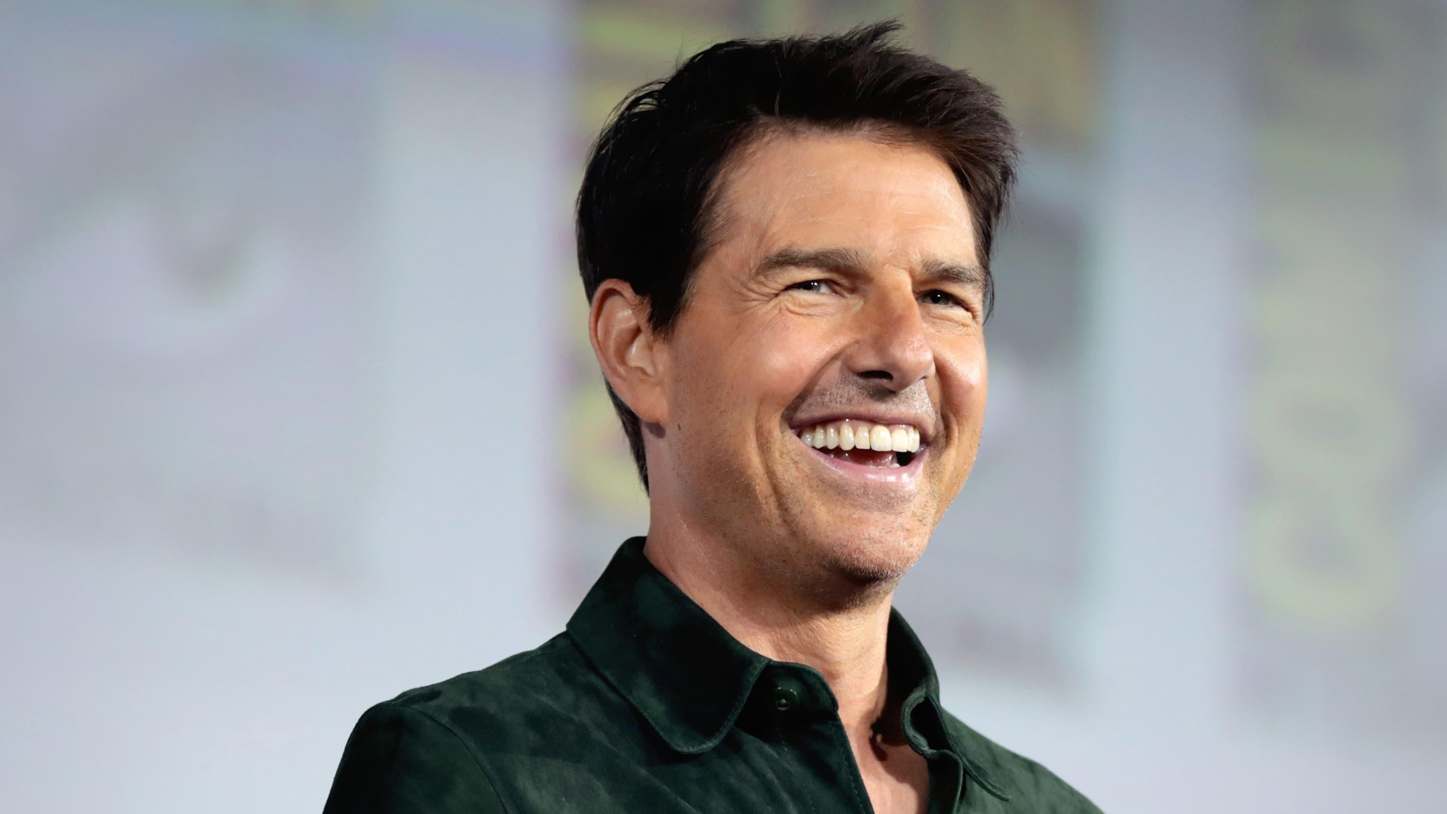 Tom Cruise: An Eternal Youth backdrop