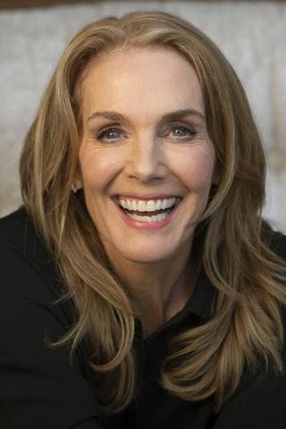 Julie Hagerty pic