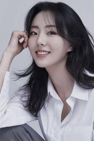 Song Young-ah pic