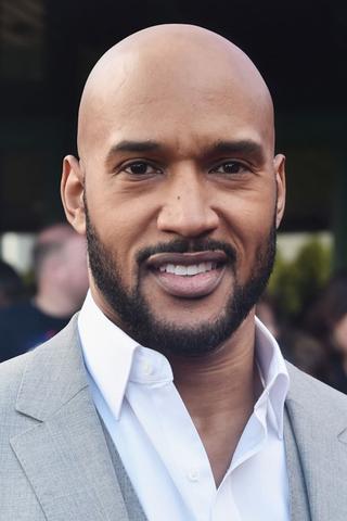 Henry Simmons pic