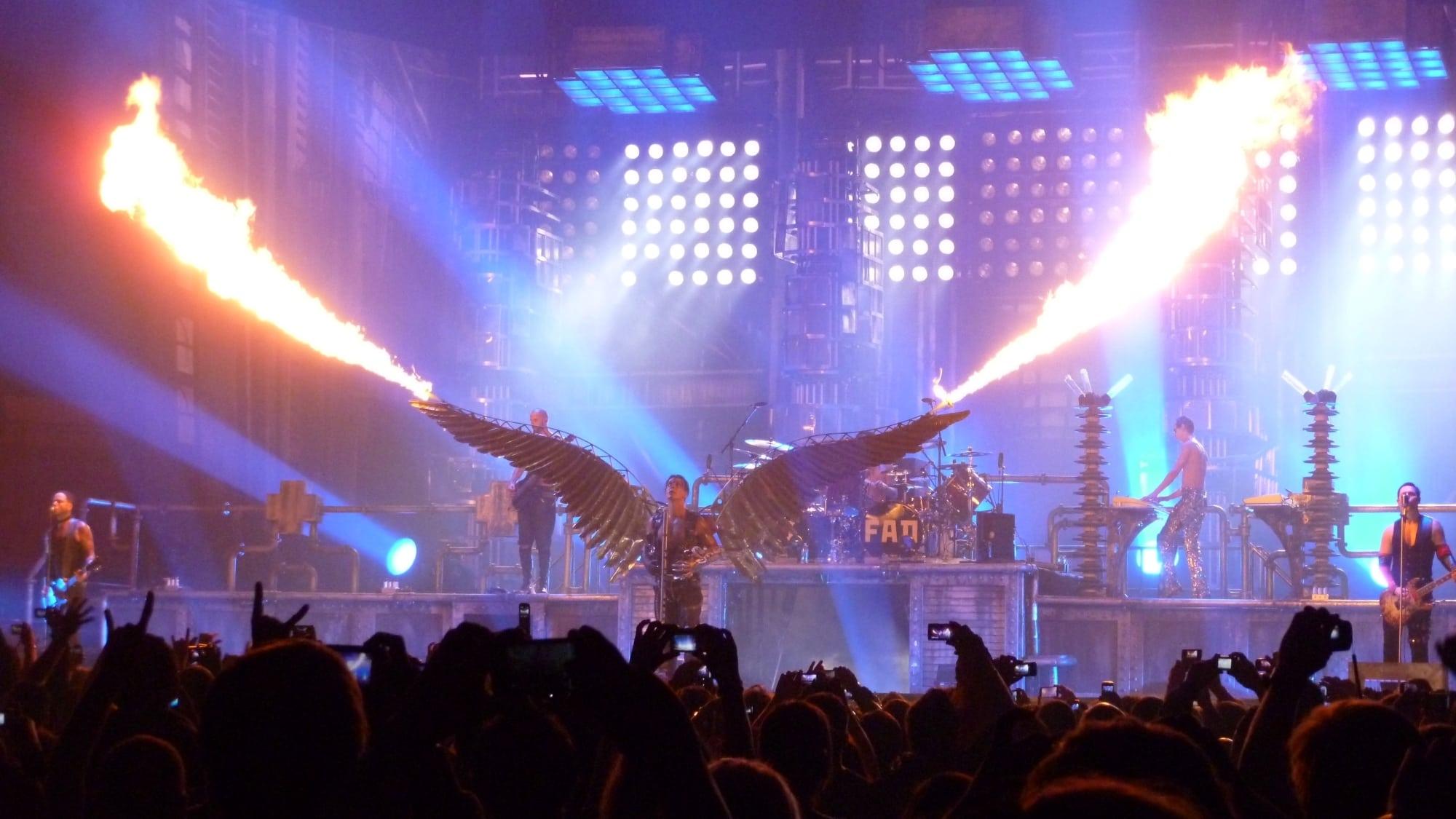 Rammstein: In Amerika - Live from Madison Square Garden backdrop