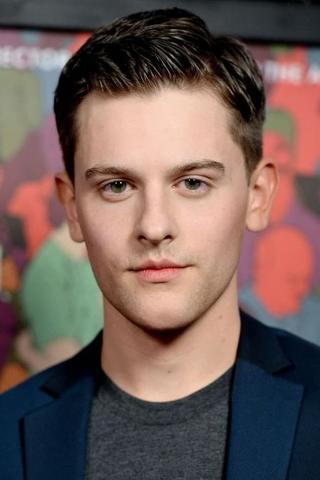 Travis Tope pic