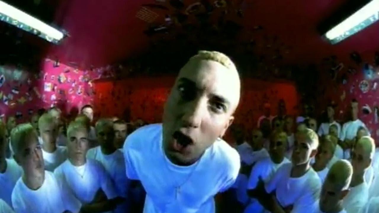 Music Videos That Defined the 00’s backdrop