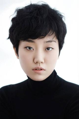 Lee Joo-young pic
