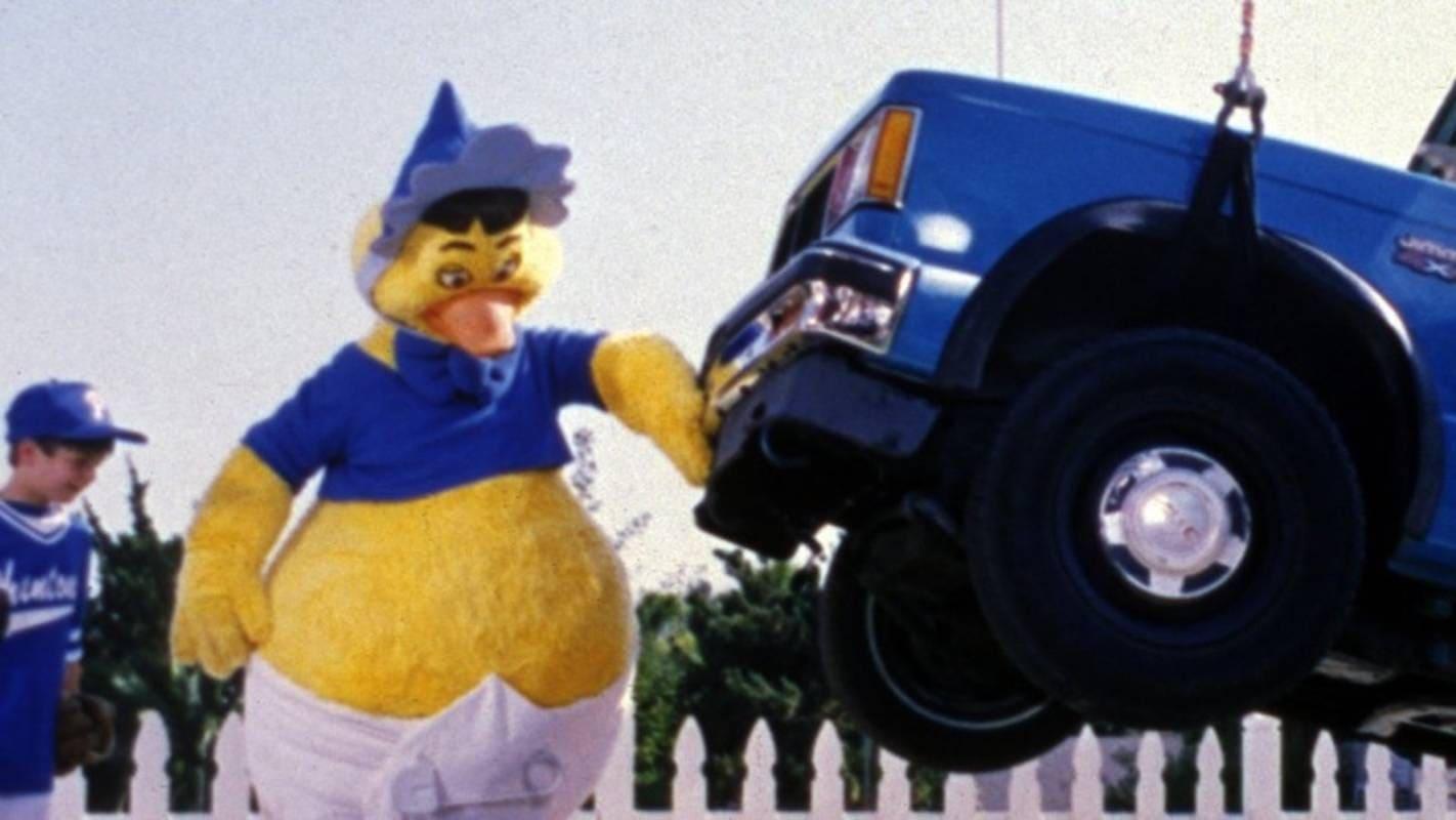 Baby Huey's Great Easter Adventure backdrop