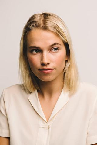 Thea Sofie Loch Næss pic