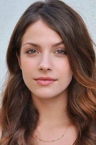 Paige Spara pic