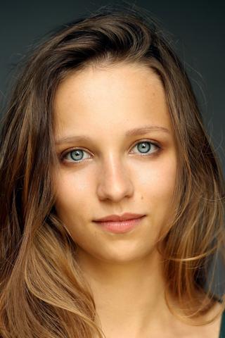 Molly Windsor pic