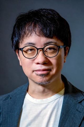 Makoto Shinkai pic
