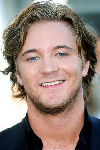 Michael Welch pic