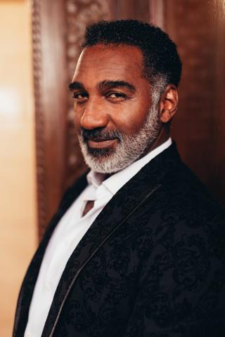 Norm Lewis pic