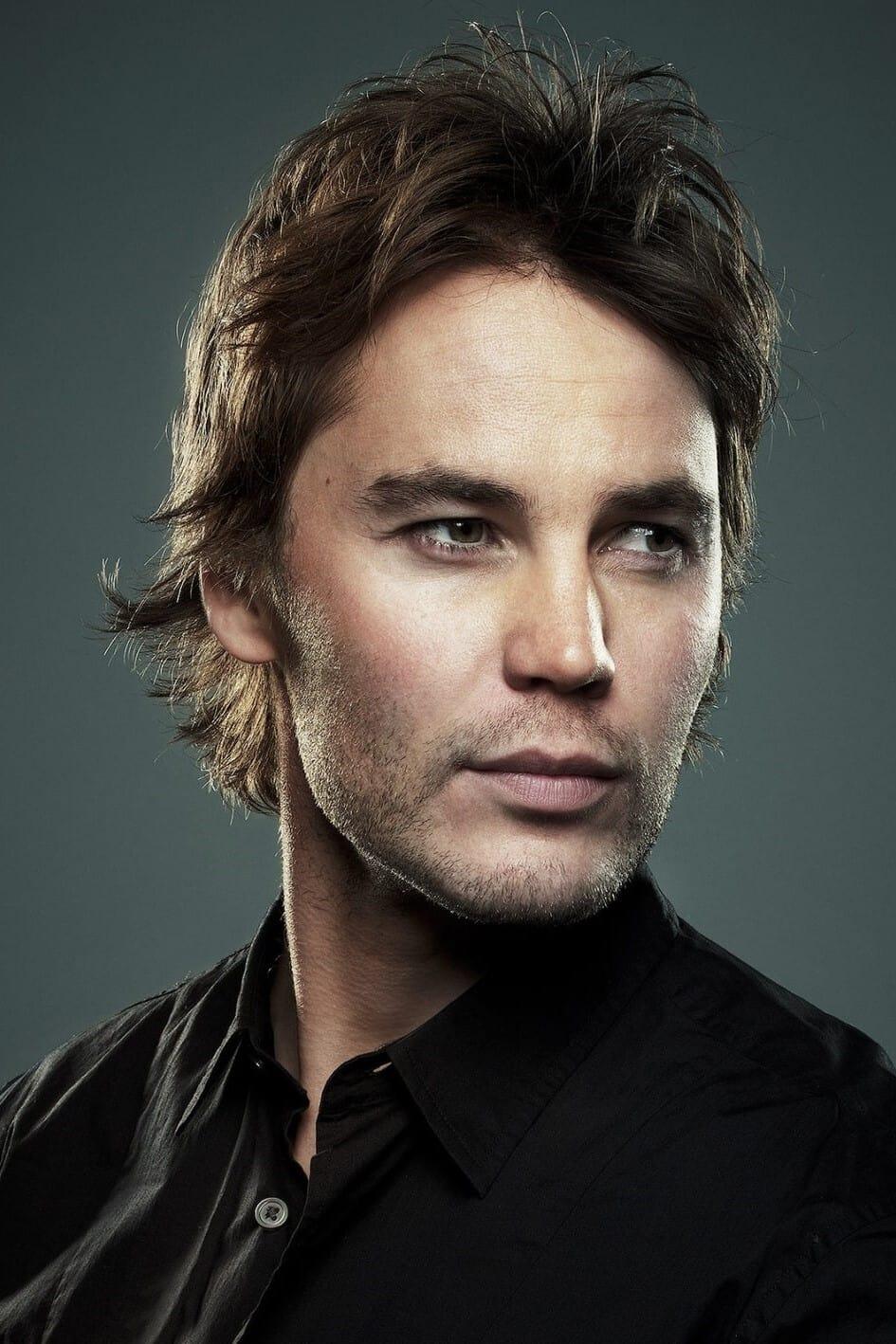 Taylor Kitsch poster