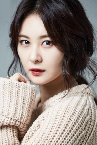 Son Eun-seo pic