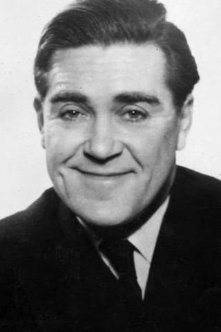 Peter Butterworth pic