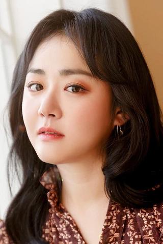 Moon Geun-young pic