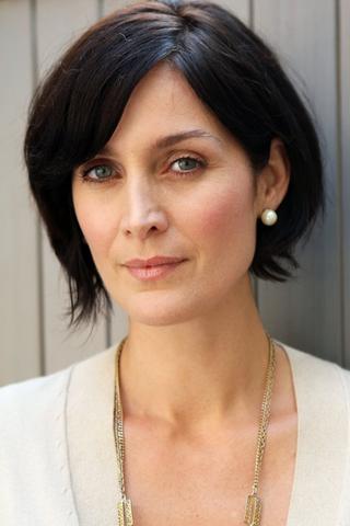 Carrie-Anne Moss pic