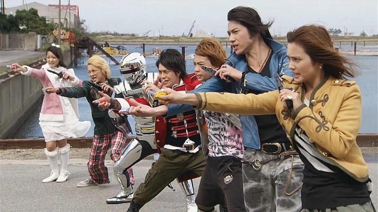 Kaizoku Sentai Gokaiger vs. Space Sheriff Gavan: The Movie backdrop