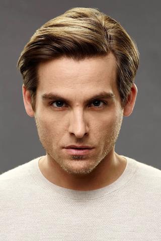 Kevin Zegers pic